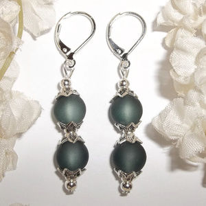 Dark Gray Earring Set Beaded Beach Glass NWT 5032